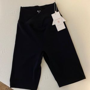 BuffBunny Siren Short